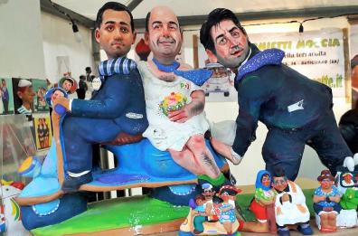 Conte, Di Maio e Salvini formato fischietti d’argilla in passerella a Rutigliano