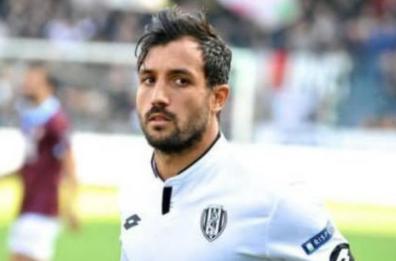 Bari, ingaggiato centrocampista Laribi, in prestito dal Verona