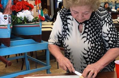 Da Molfetta «Nonna Maddalena» è la regina della pugliesità nel New Jersey