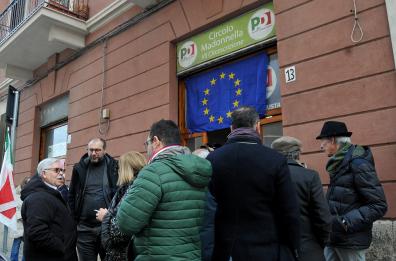 Puglia, lite sui soldi delle primarie: casse vuote. Amati: così si annulla tutto