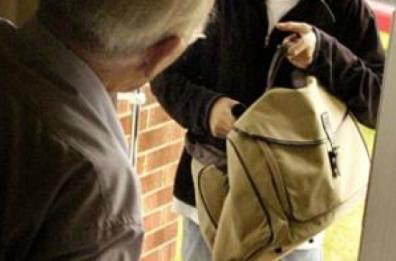 Trani, raggirano una coppia di ultraottantenni: arrestati avvocato e carabiniere