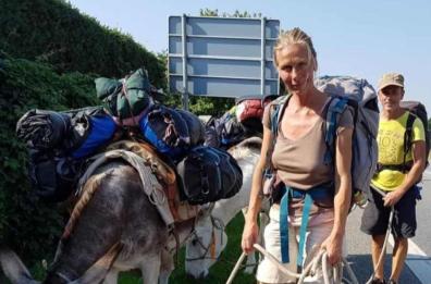 Tappa a Crispiano dell'incredibile avventura di Carlo, Helena ed i loro asinelli