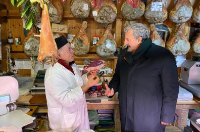 Sagra del prosciutto di Faeto, Emiliano: «Merita il riconoscimento Igp»