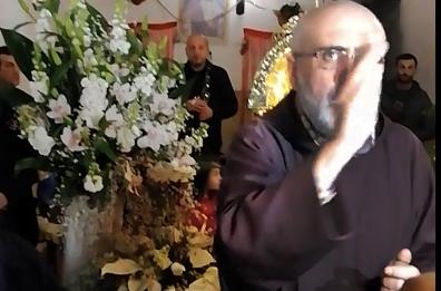Bari, il caso della festa del clan in via Nicolai: frate benedice il rito