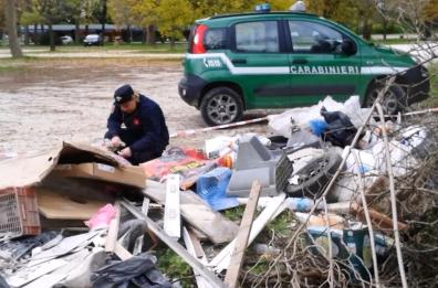 Puglia, ambiente sotto attacco: i dati dei Carabinieri Forestali