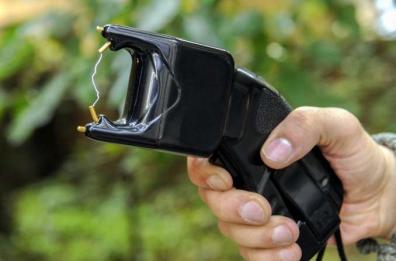 Sicurezza: da lunedì a Potenza sarà utilizzato il taser