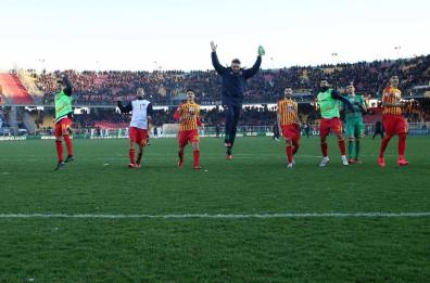 Il Lecce batte la Spal e centra le terza vittoria consecutiva 