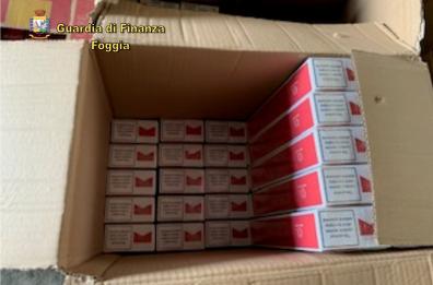 Manfredonia, 2100 sigarette di contrabbando: un arresto e due denunce