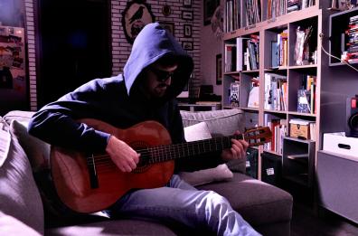 The Andre in concerto a Bari: dalle cover sul web al nuovo progetto musicale, più intimo