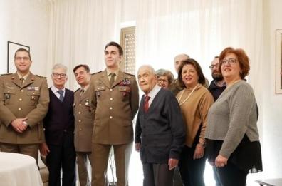 Polignano, nonno Vitantonio compie 108 anni: è veterano della «II Guerra Mondiale»