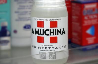 Amuchina «esentasse» e venduta a peso d’oro: multato commerciante a S. Vito dei Normanni