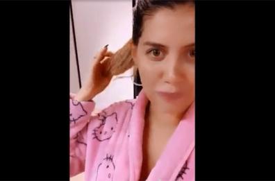 Wanda Nara in accappatoio cucina per Mauro Icardi