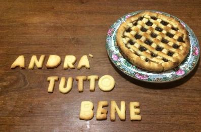Covid 19, il mantra #andràtuttobene diventa una torta con biscotti