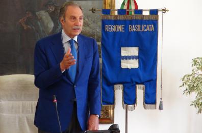 Conti in Basilicata, l'accusa di Bardi: da giunta Pittella un «buco» da 20 milioni