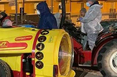 Andria, trattori agricoli a disposizione per la sanificazione