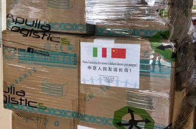 Coronavirus, città cinese di Canton dona 100mila mascherine e termometri a Bari