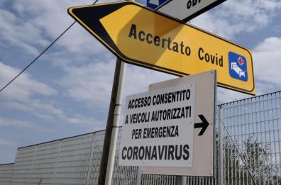 Contagi Covid nel Barese, media 287 casi ogni 100mila abitanti: a Bari sono 393, a Acquaviva 708. Decaro firma nuova ordinanza 