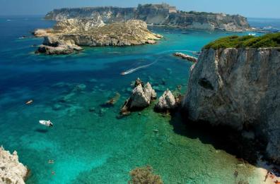 Isole Tremiti, vanno prorogate le corse pomeridiane dei traghetti
