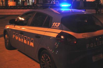 Taranto, ladri sorpresi a rubare in un bar: arrestati all'arrivo della polizia  