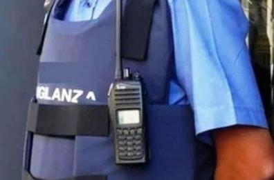 Foggia, vigilanti aggrediti dai clienti di due supermercati 