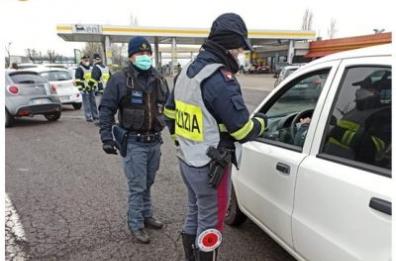 Bari, controlli Polstrada su strada statale 16