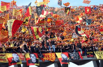 Lecce, i tifosi giallorossi  trepidano per la ripresa «Prima però la salute»