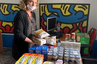 Emergenza Coronavirus a Bari, cibo per i bisognosi: centri di raccolta allestiti anche nei Municipi