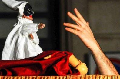Molfetta, Pulcinella in quarantena finisce sul web: l'idea di un attore per i piccoli