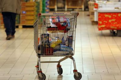 Coronavirus Bari, si finge volontario e ruba spesa solidale