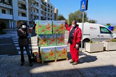 Bari, Multiservizi dona 130 uova di Pasqua alla Casa delle Bambine e dei Bambini