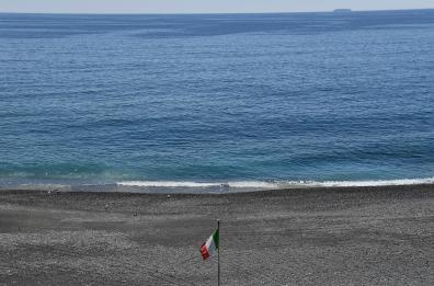 In Puglia rischiano il crac 15mila spiagge: attese direttive su pulizia e distanze