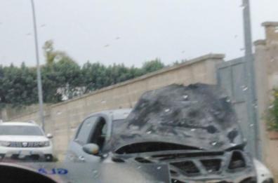 Novoli,  mette in salvo l’auto dalle fiamme: il suo cuore non regge e muore