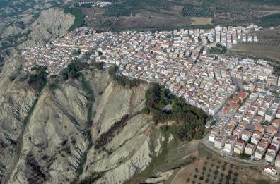 Montalbano Jonico,  «no»  alla sperimentazione ed installazione del 5G