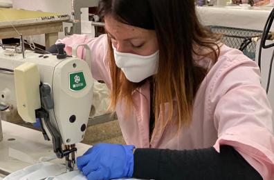 Coronavirus,  servono milioni di mascherine al giorno: aziende baresi pronte a produrle