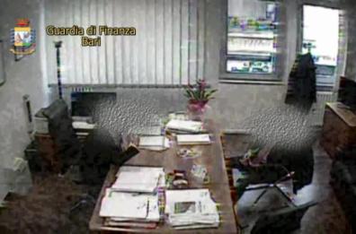 Arresti all'Arca Puglia: il dono dell'orologio da 20mila euro