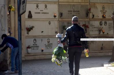 Bari, prove di «fase 2»: riaperti cimiteri, polizia locale previene assembramenti