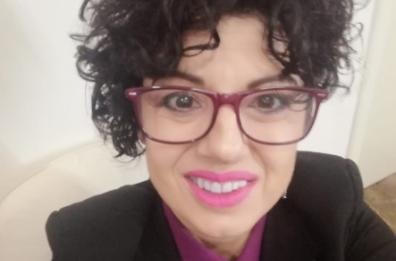 «Combatto la sclerosi multipla donando fisioterapia al mare a chi è malato come me»: la salentina Maria premiata dal Quirinale