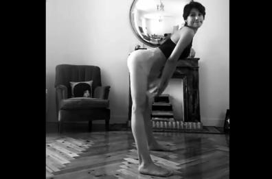 Ursula sfida Elettra Lamborghini, sexy twerk Tokyo de La Casa di Carta