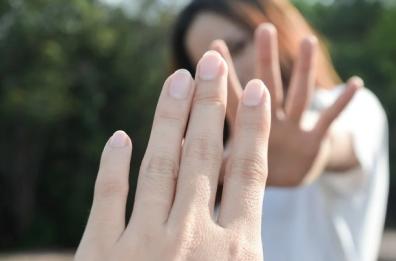 Fase 2, parla l'innamorata Raffaella: «Questo virus ci ha tolto tutto, non toglieteci anche l'amore»