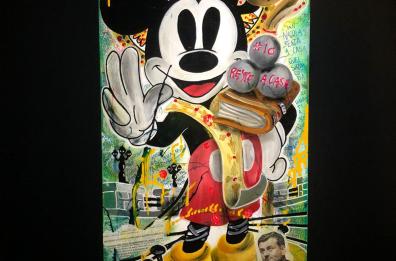 Bari e l'arte al tempo del Covid 19, così Topolino diventa San Nicola: l'opera di Michael Mazzone