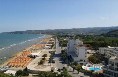 Vieste turismo «Salviamo il salvabile»