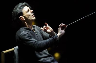 Ezio Bosso, la potenza della musica accompagnata dal sorriso