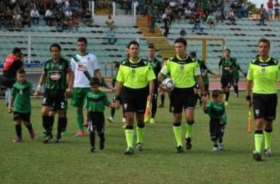 Anche gli arbitri  corrono: mai un’attesa così strana. Parla Cascella, ex della sezione di Bari
