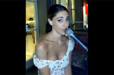 Belen Rodriguez: Mi diverto un po' con voi...