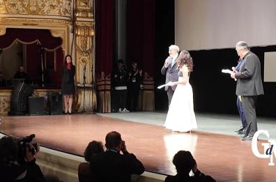 Il congedo di Emiliano dal palco del Bifest: «La mia ultima volta da presidente della Regione, tirate un sospiro di sollievo»