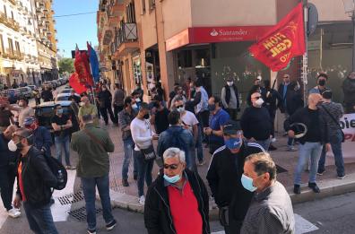 Mittal Taranto, sit-in imprese appalto davanti Prefettura