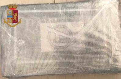 Bari, sotto il logo degli Avengers 1 kg di cocaina: arrestato 30enne