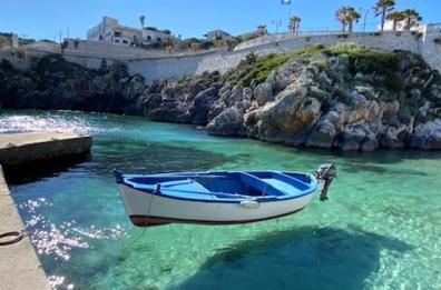 Magico Salento, nel porto di Castro le barche non galleggiano, volano
