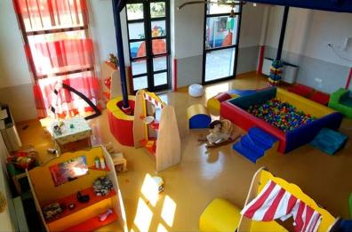 Covid, bimbi positivi: chiusi asili a Cellamare e Grumo