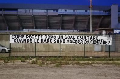 Da Nord a Sud tifosi in rivolta per  la ripresa dei campionati